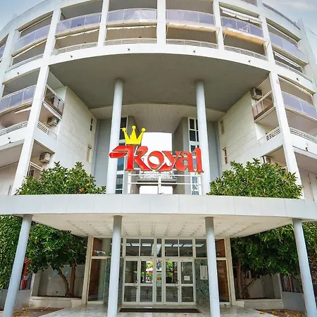 Royal En Plaza Europa Reformado En 2025 סאלו